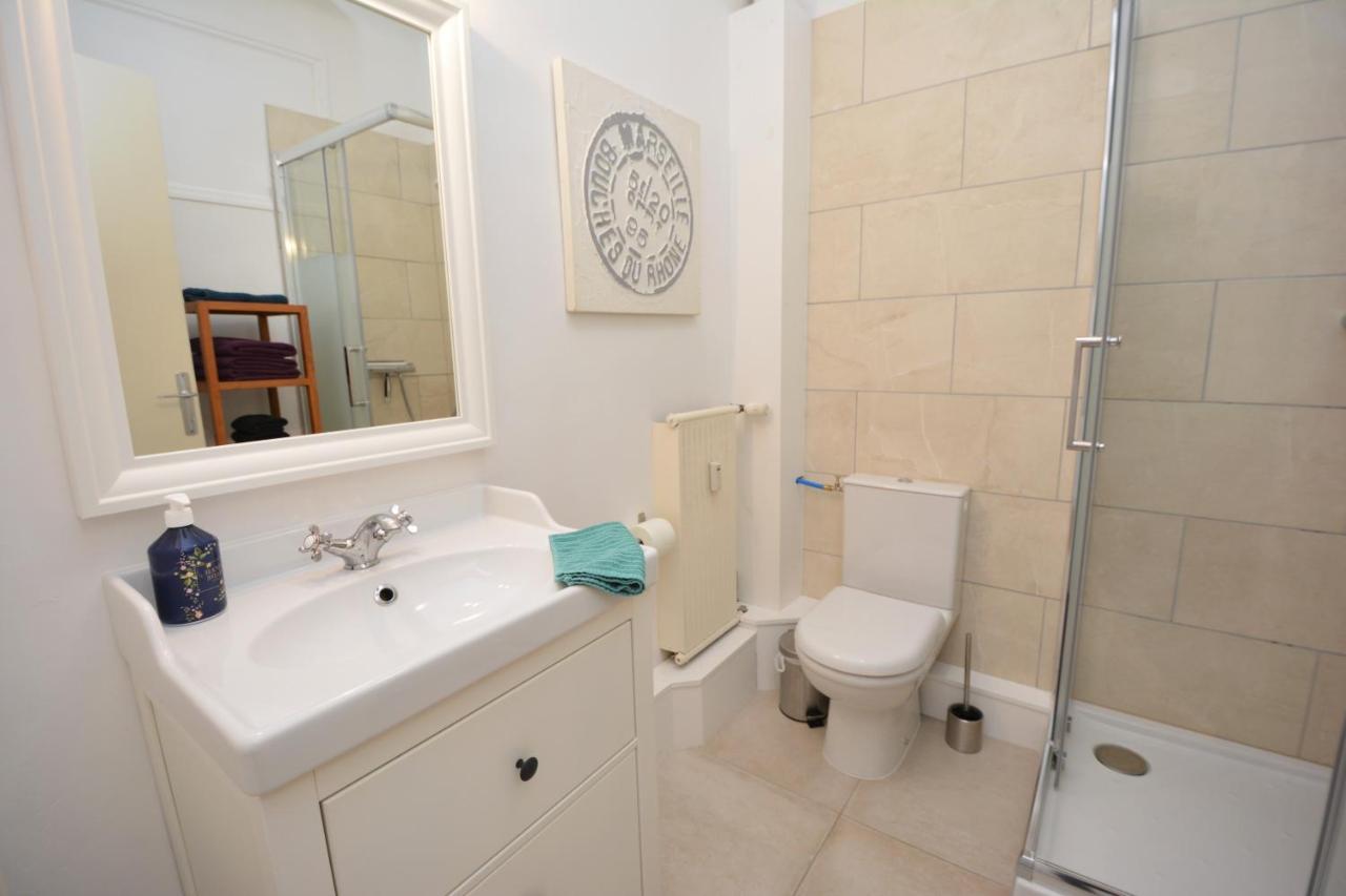 Appartement Tarascona Esterno foto