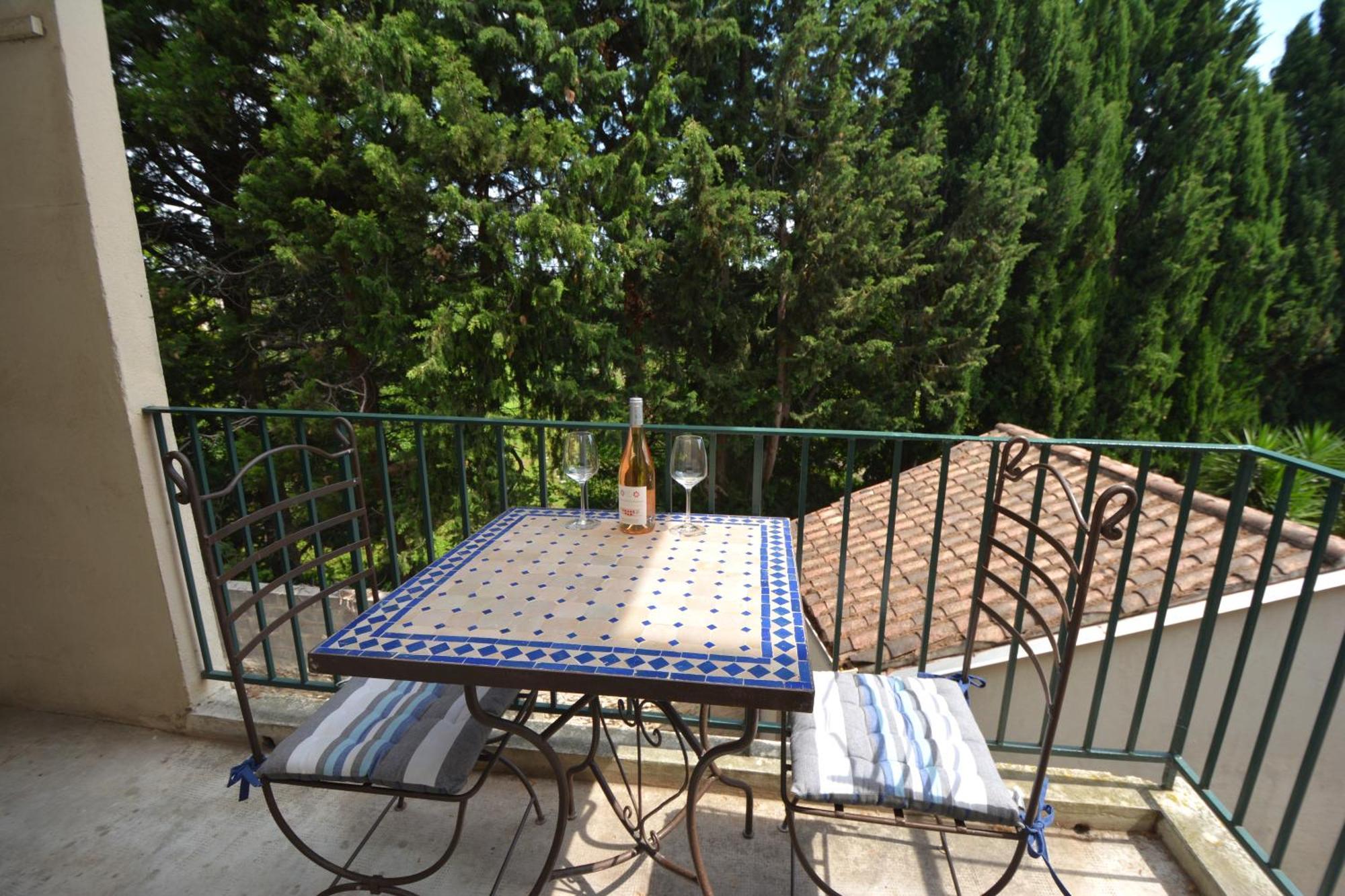 Appartement Tarascona Esterno foto