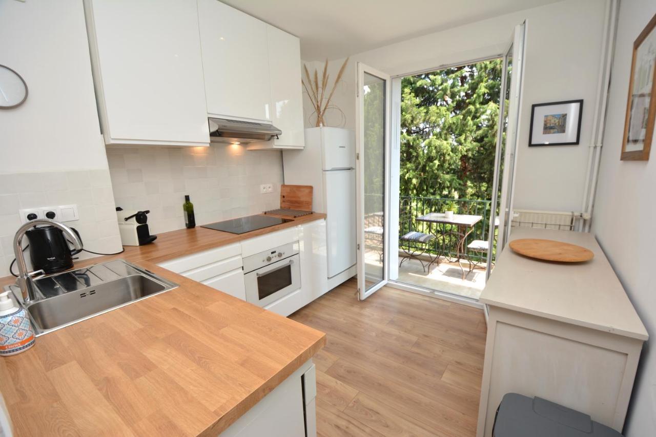 Appartement Tarascona Esterno foto